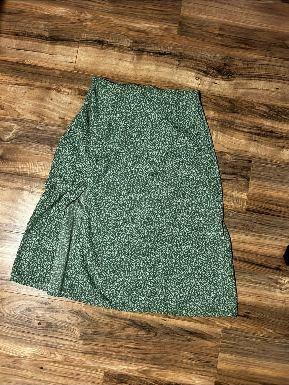 Botique Green Floral Midi Skirt